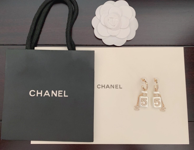 Ch**el earrings